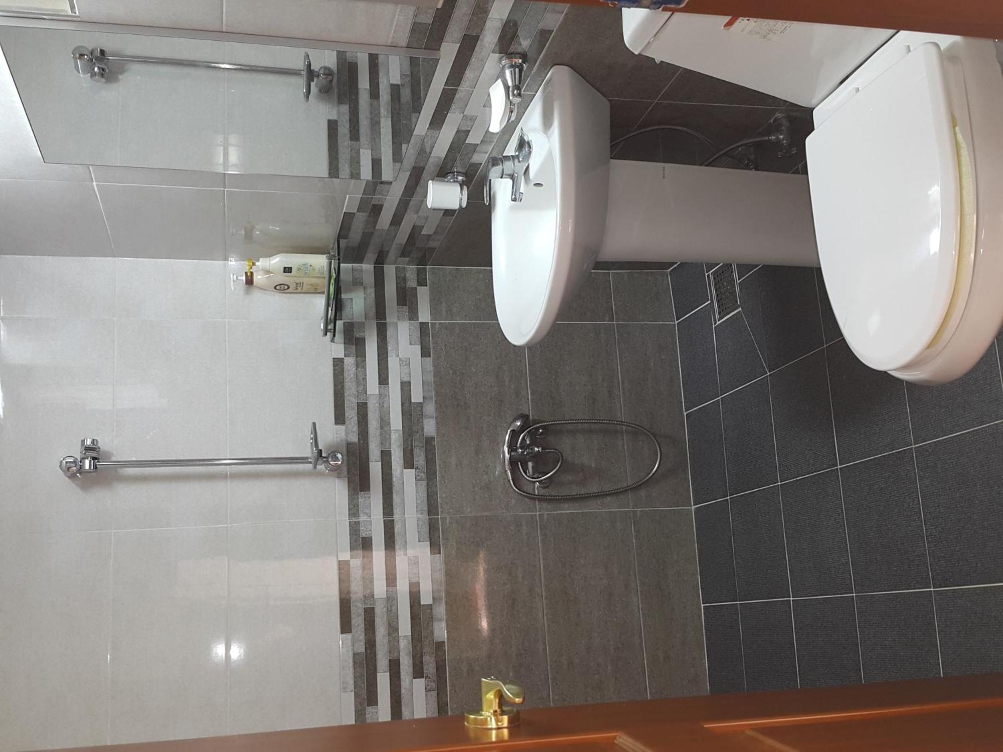 Hotel Sangju Yeoyurounhwangtojib Pensyeon Zimmer foto