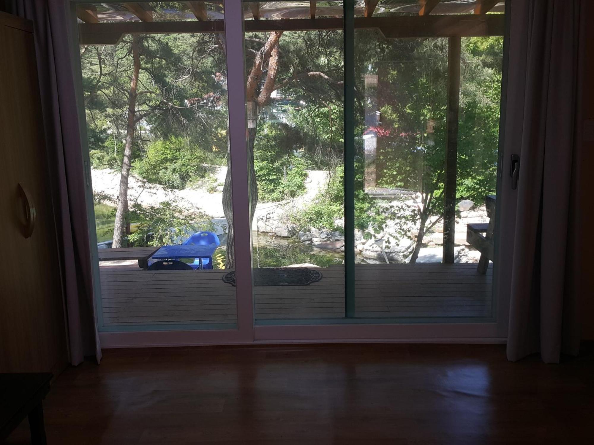 Hotel Sangju Yeoyurounhwangtojib Pensyeon Zimmer foto
