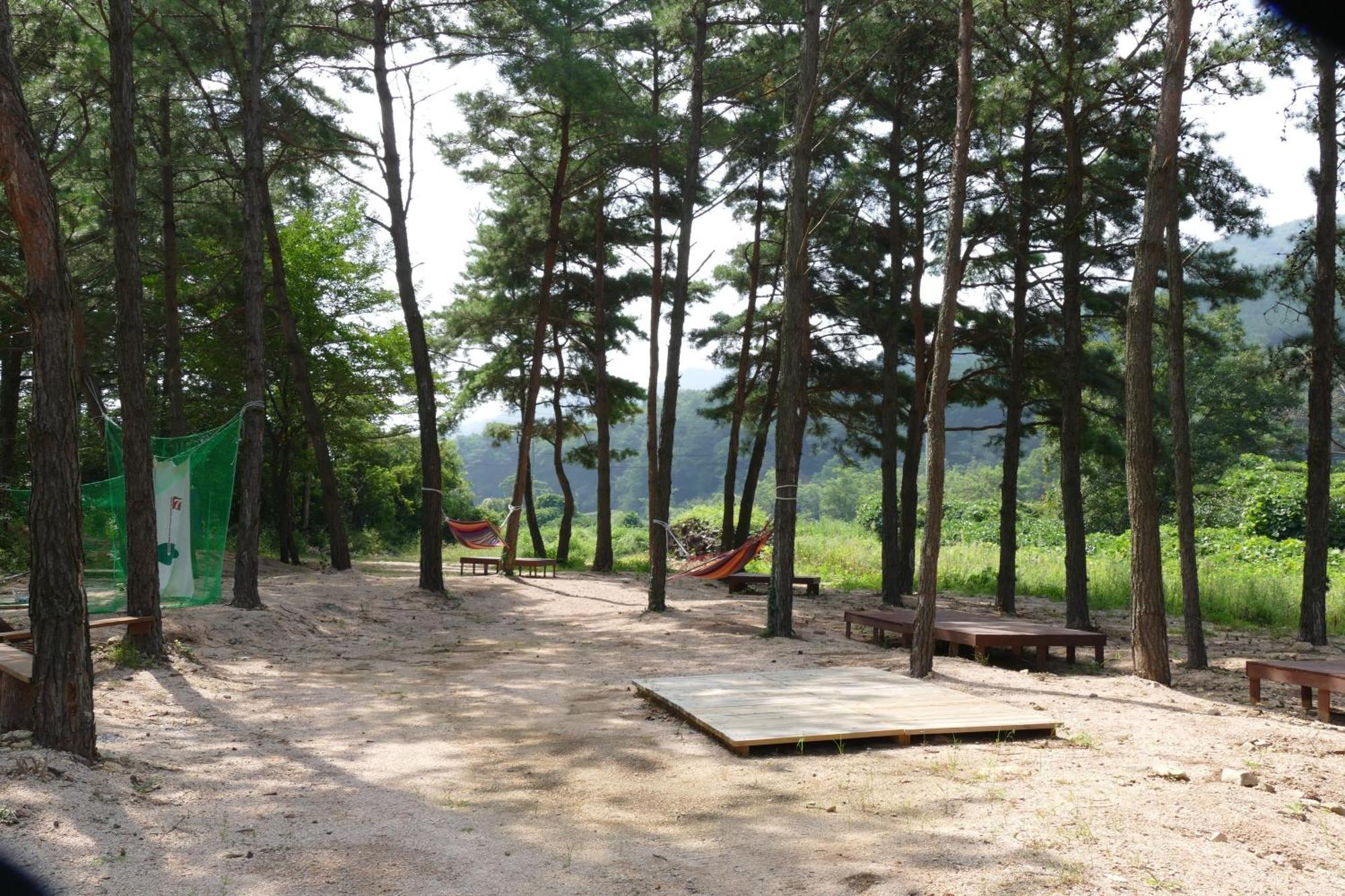 Hotel Sangju Yeoyurounhwangtojib Pensyeon Exterior foto